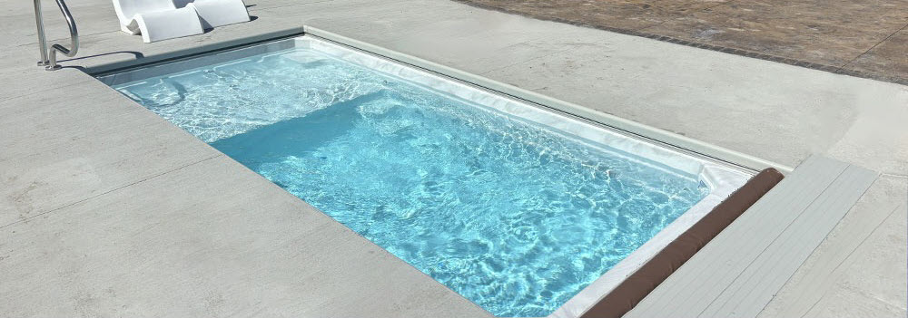 Fiberglass Plunge Pool image